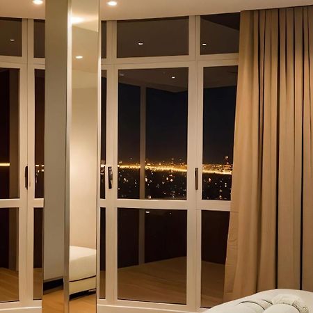 Amazing Appartement Au Centre Ville En Face Hilton & Gare Train De Tgv De Tanger 2N Luaran gambar