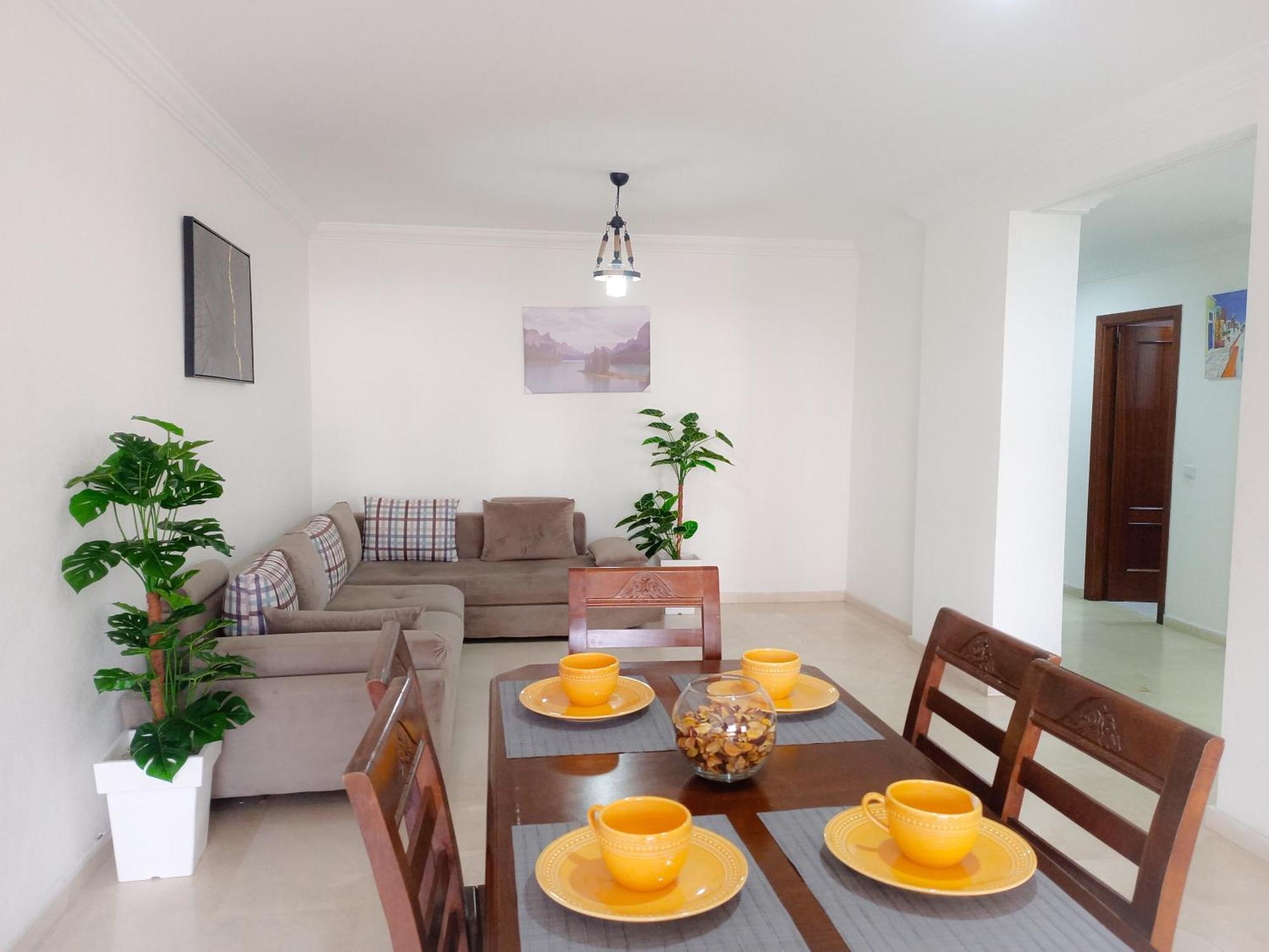 Amazing Appartement Au Centre Ville En Face Hilton & Gare Train De Tgv De Tanger 2N Luaran gambar