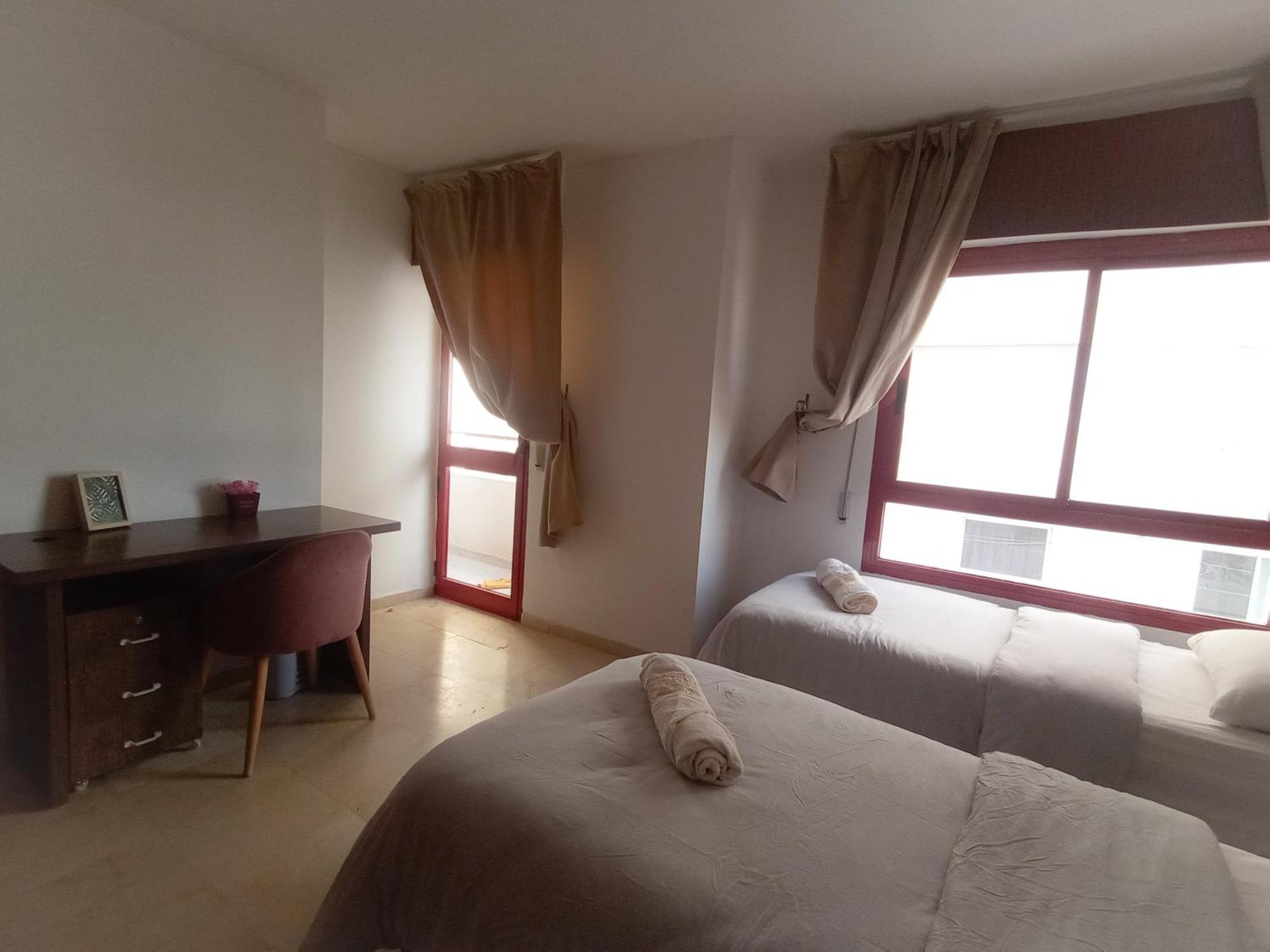 Amazing Appartement Au Centre Ville En Face Hilton & Gare Train De Tgv De Tanger 2N Luaran gambar